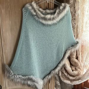 Karen Kane Light Blue Knit Wrap with Faux Fur Trim